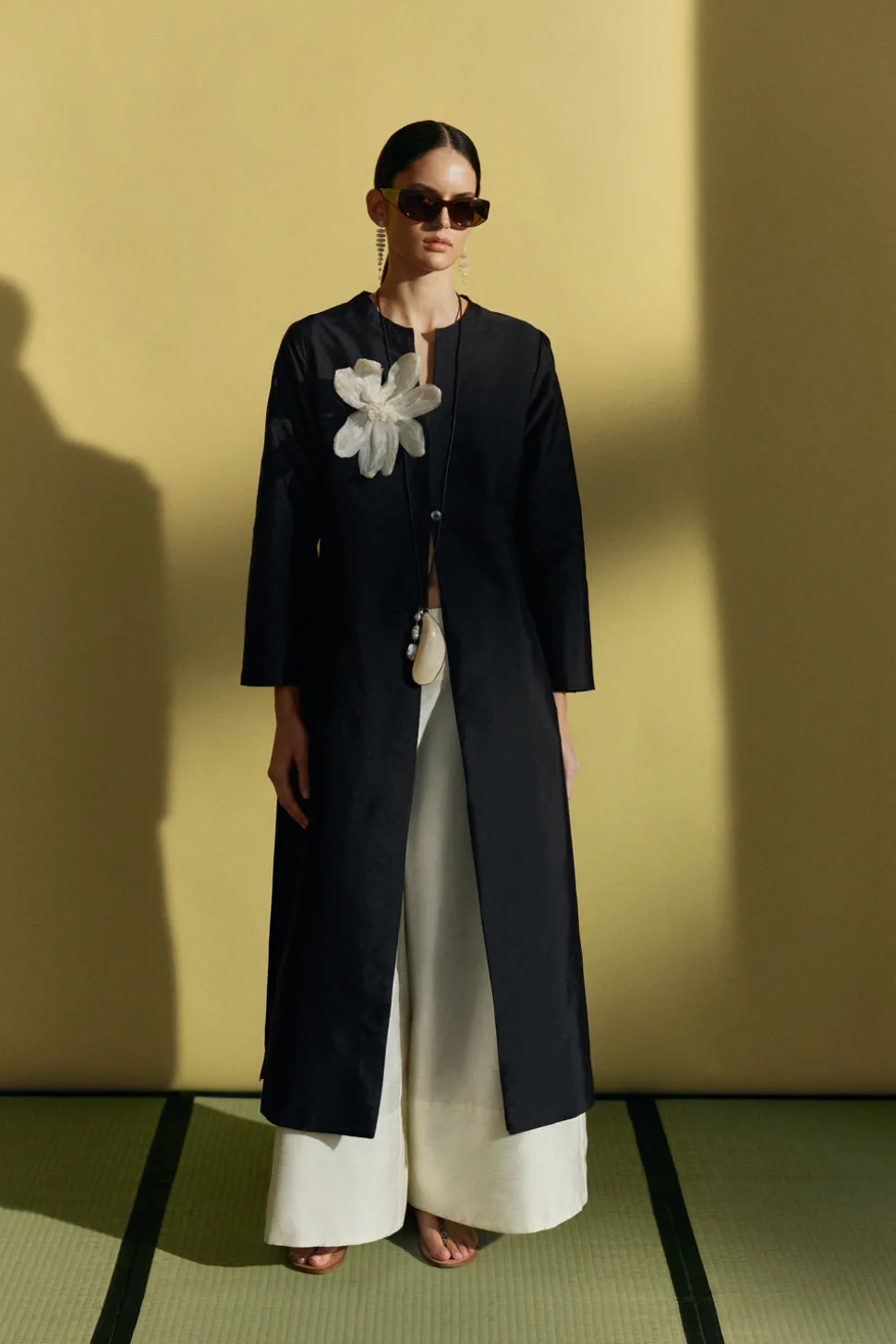 Techno Taffeta Collarless Coat Black