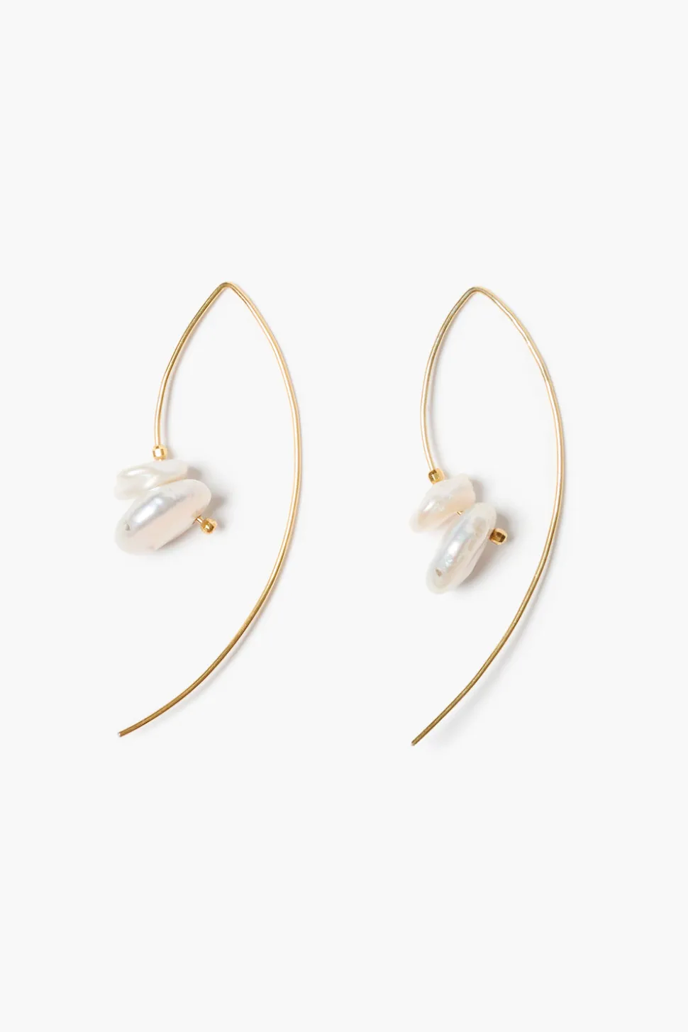 Wire Thread Earrings White Pearl